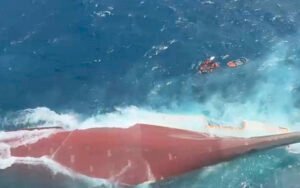 barco-hundido-indonesia-1024x640-1